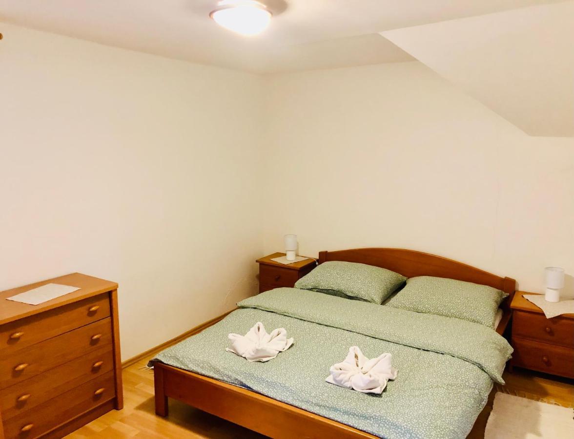 Privat Majo Hotel ลิฟตอฟสกีมิคูลาช ภายนอก รูปภาพ