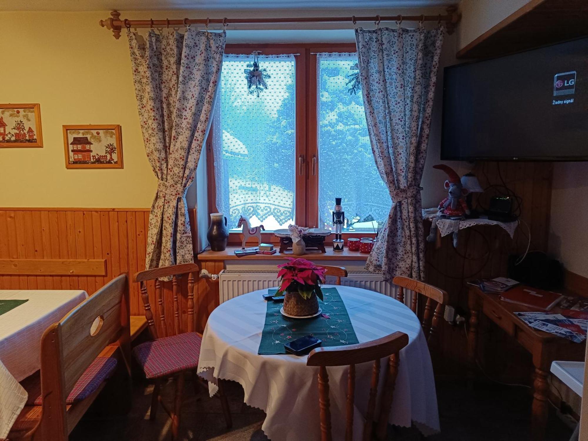Privat Majo Hotel ลิฟตอฟสกีมิคูลาช ห้อง รูปภาพ